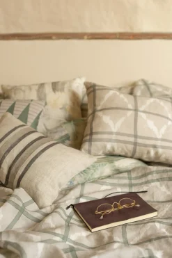 Afri-kat Carbon - Coordonné